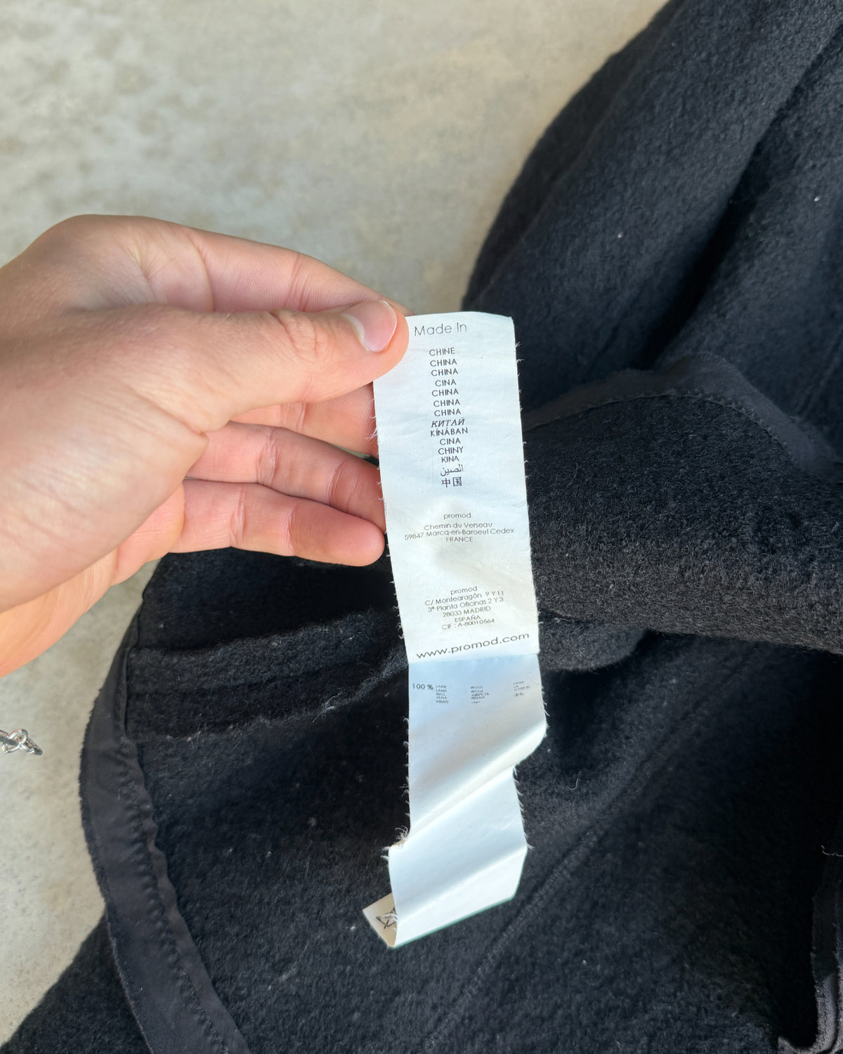 Promod 2006 Wool Asymmetric Button-Up Jacket – S-on a concrete background