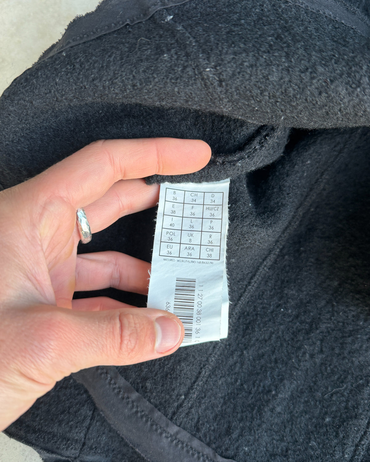 Promod 2006 Wool Asymmetric Button-Up Jacket – S-on a concrete background