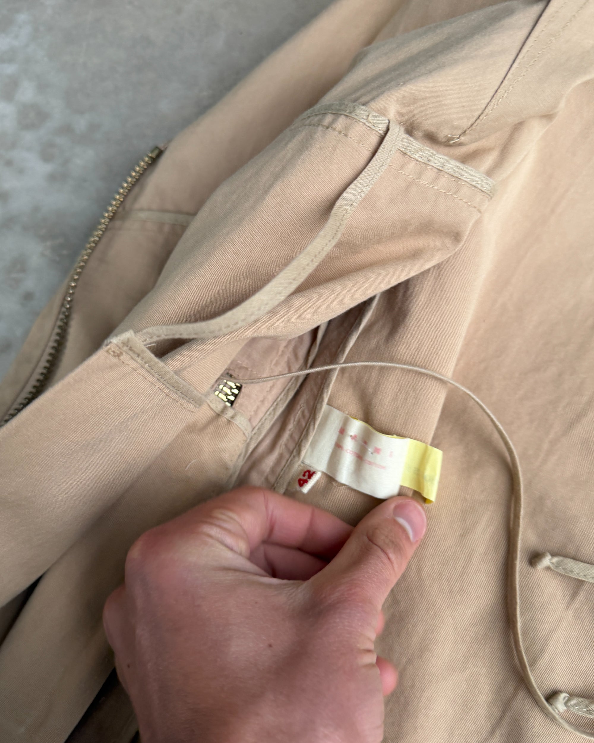 Marni Asymmetric Zip-Up Cotton Jacket – M-on a concrete background