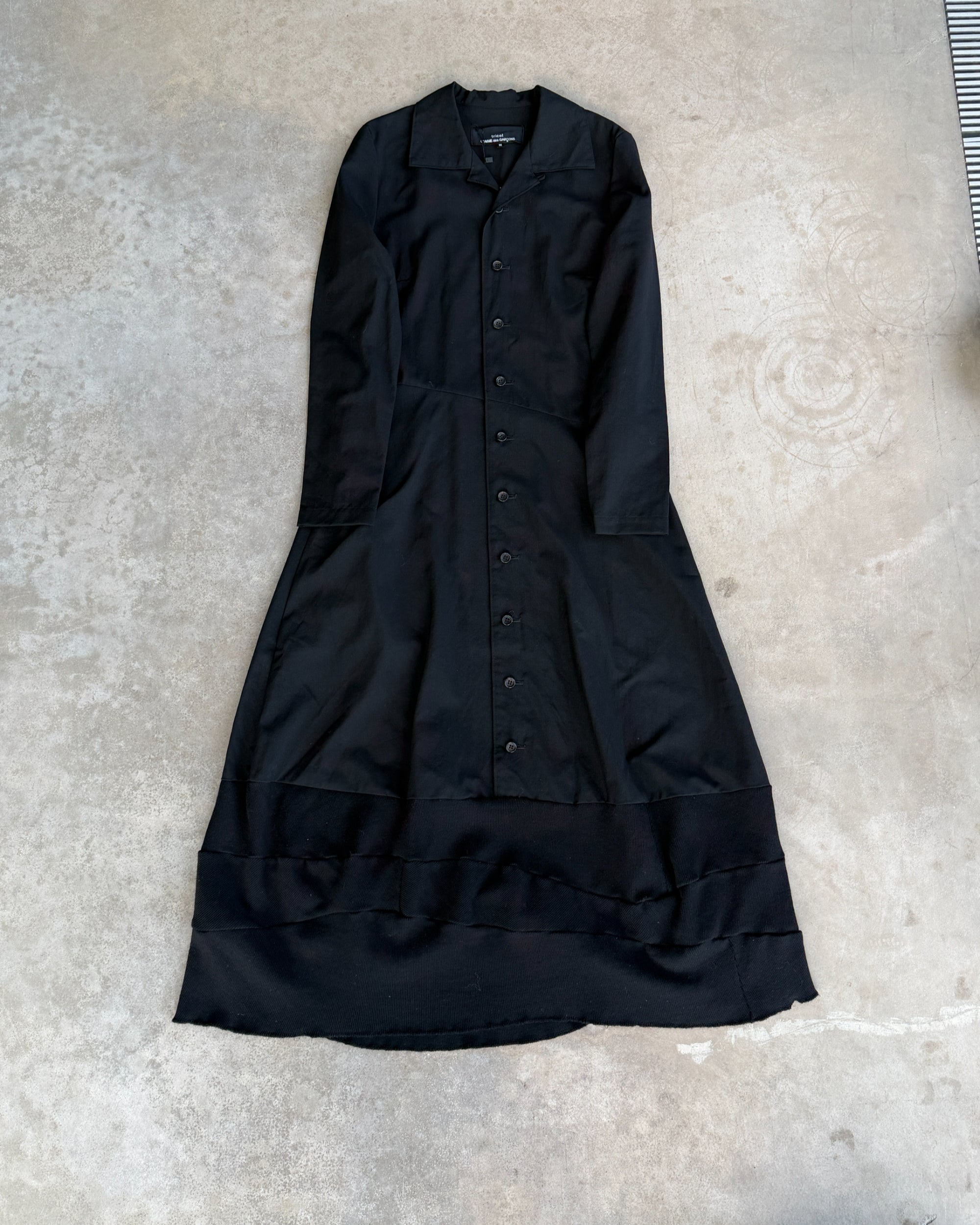 Comme des Garçons Tricot FW93 Wool Overcoat Dress – M-on a concrete background