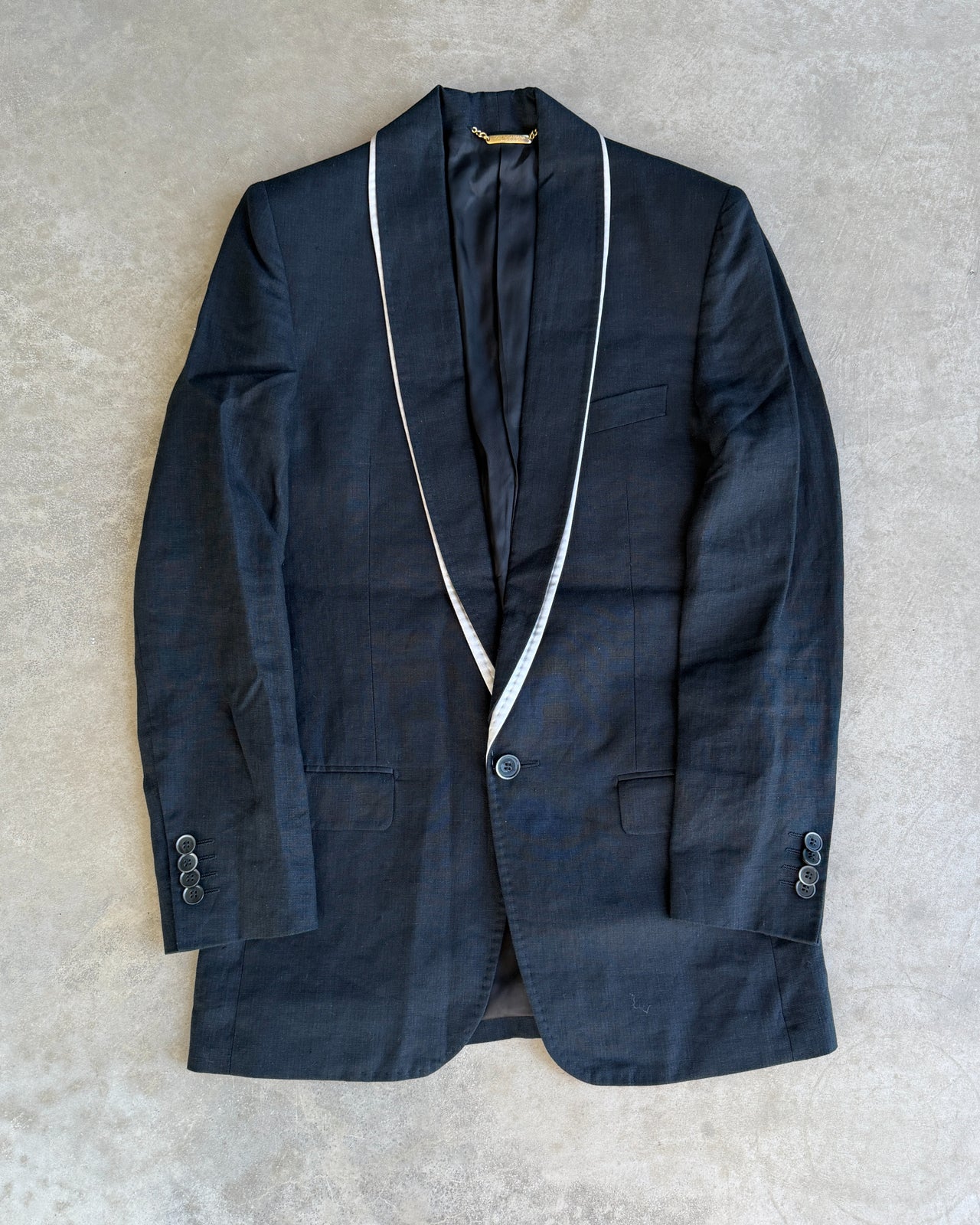 Dolce & Gabbana 2006 Linen Blazer – S/M-on a concrete background