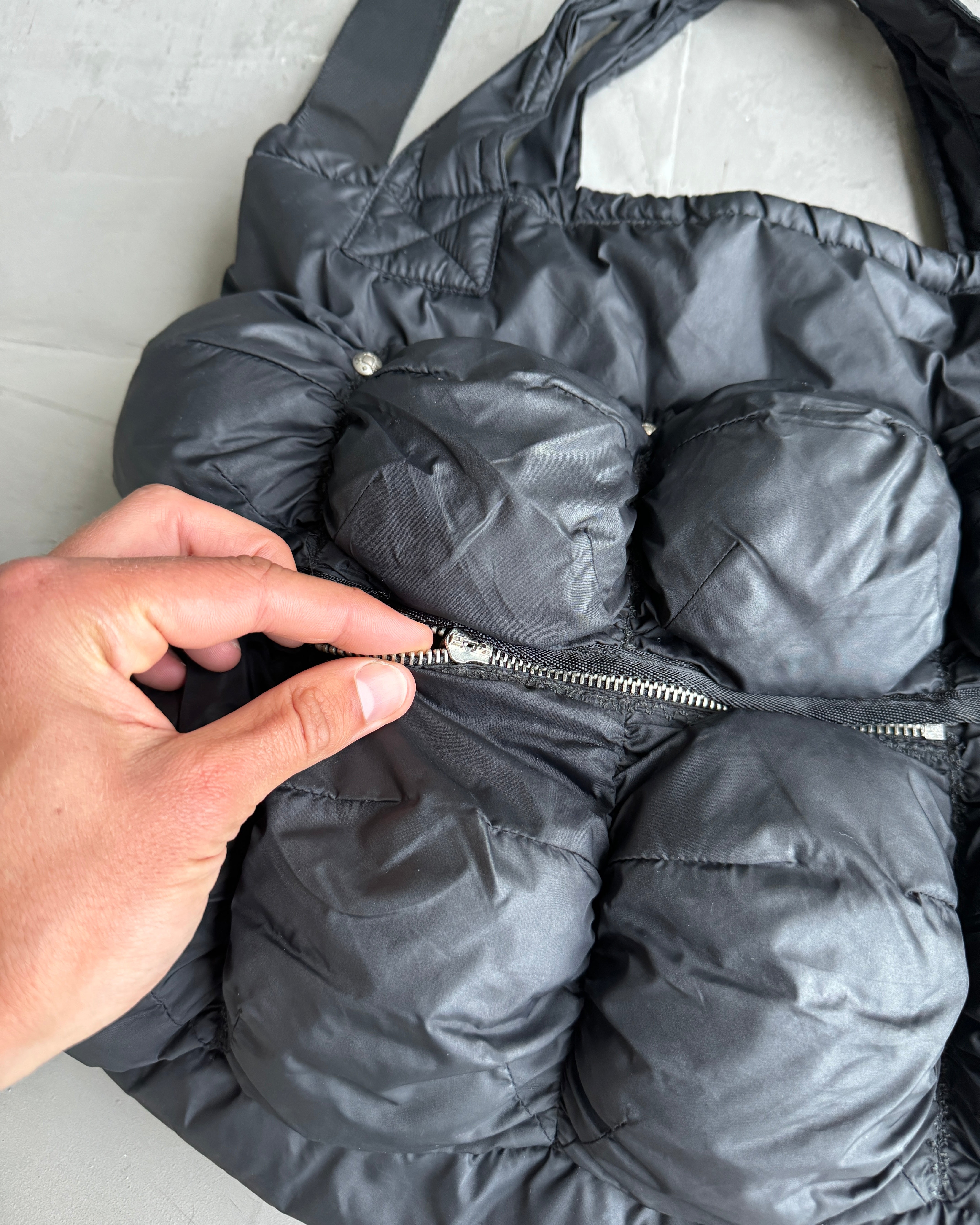 MARITHE FRANCOIS GIRBAUD POKACHU PUFFER SIDE BAG