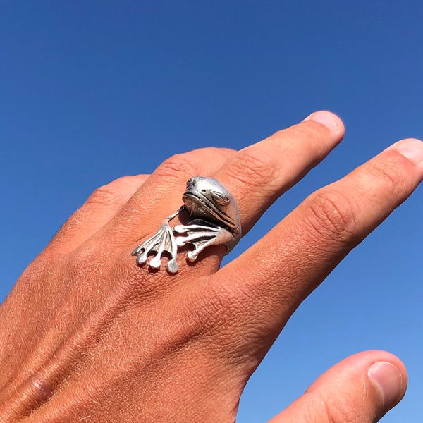 Abstract Antique Silver Frog Ring - Statement Ring Jewellery Fred the Frog Ring