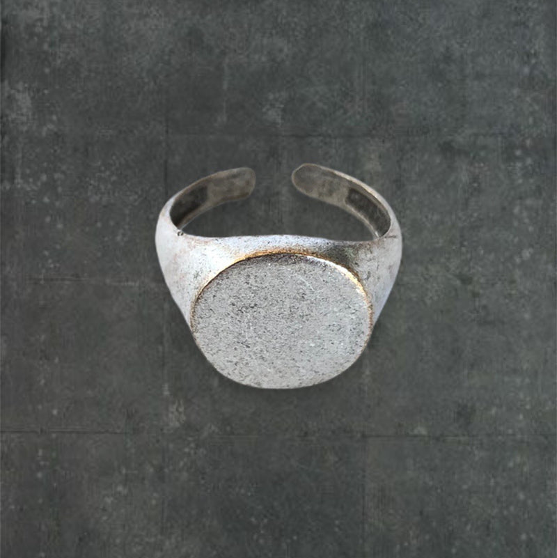 Signet Ring