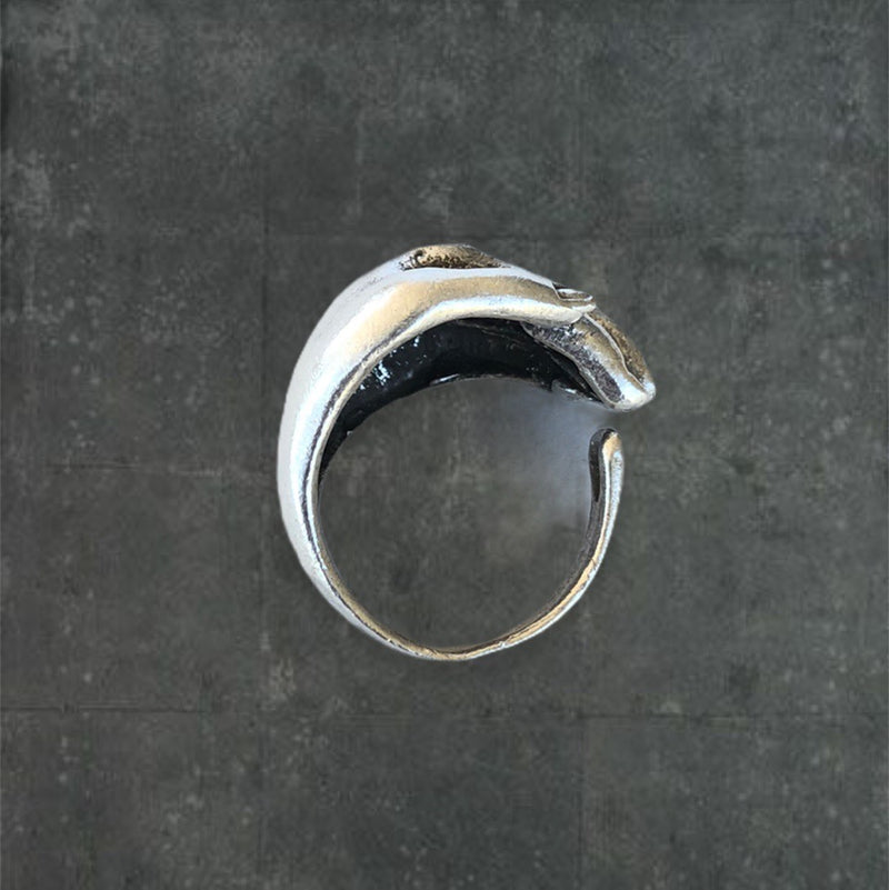 Cupped Hand Ring