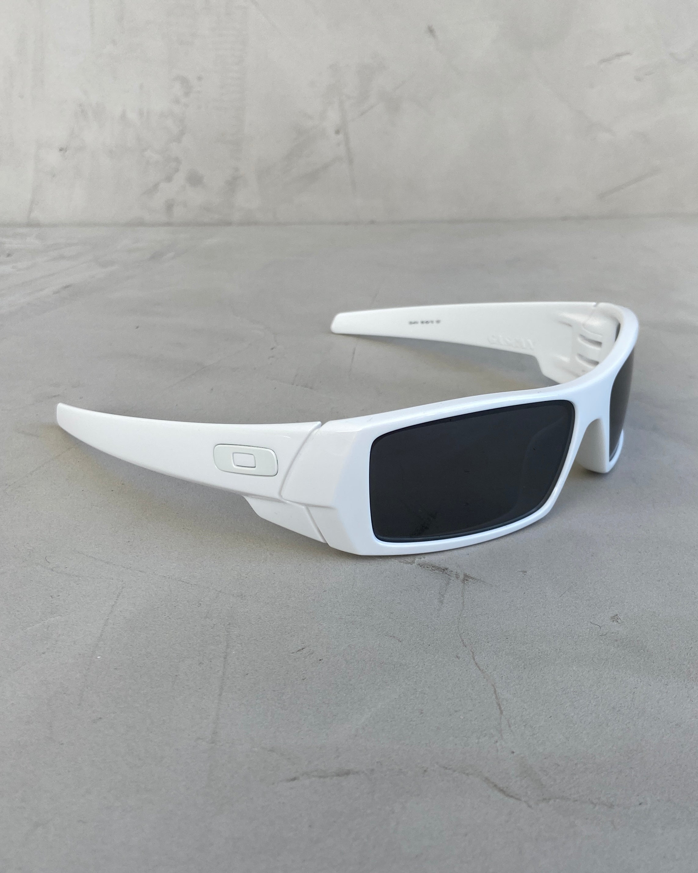 OAKLEY 90'S GASCAN SPORT WHITE SUNGLASSES