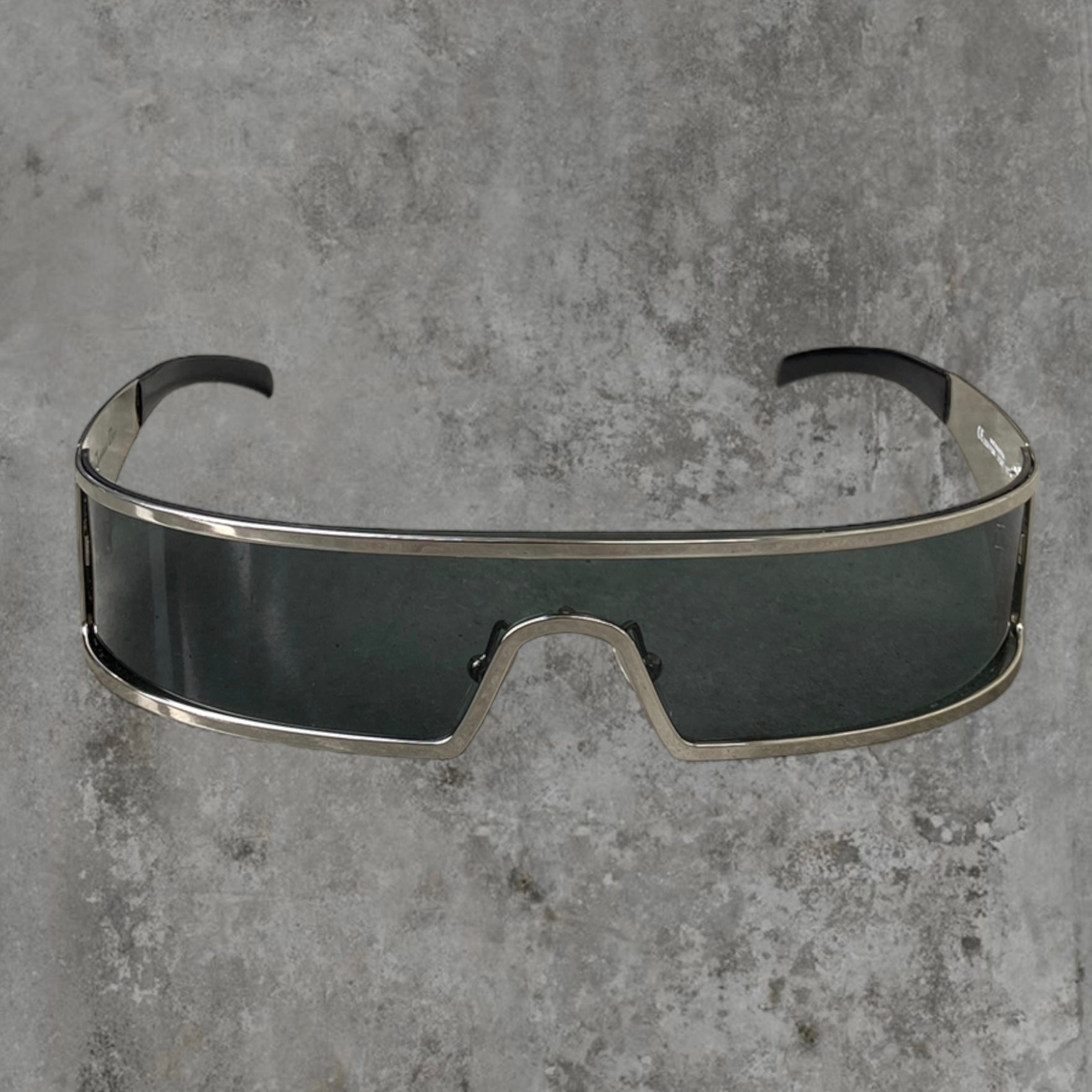 SS03 DIOR PUNK CHROME SUNGLASSES
