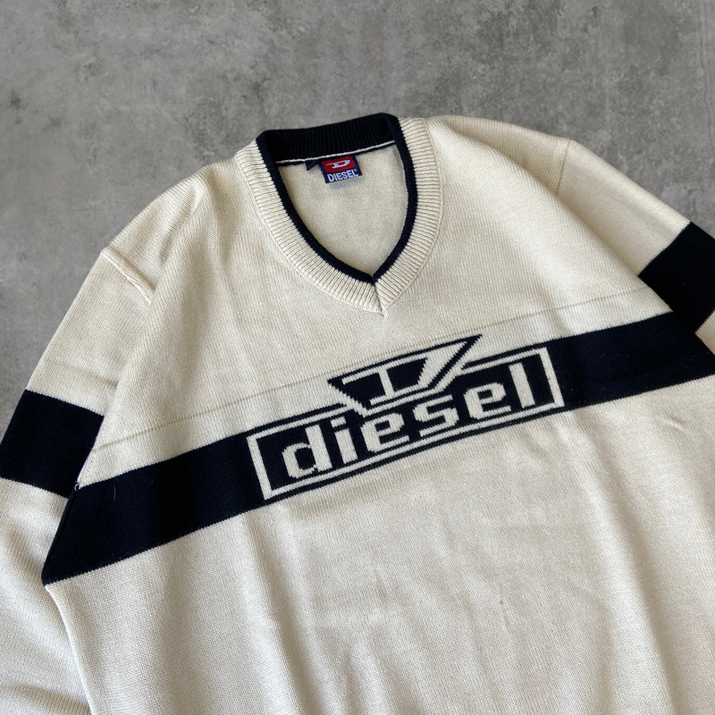 DIESEL KNIT SWEATSHIRT - M