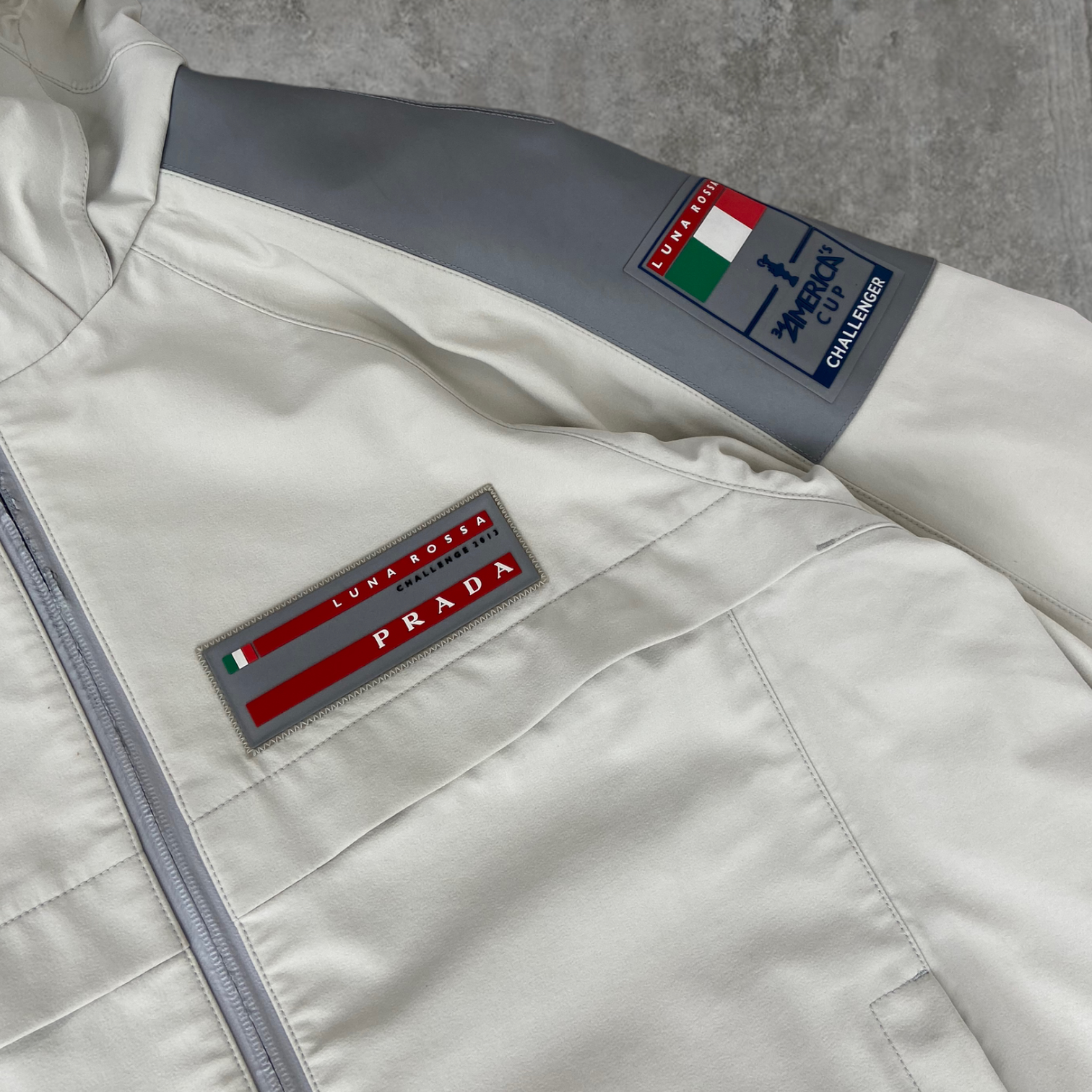 PRADA LUNA ROSSA CHALLENGE 2013 RACING JACKET - L