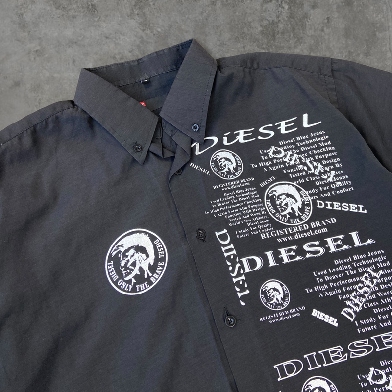 DIESEL GRAPHIC SHORT-SLEEVE SHIRT - M