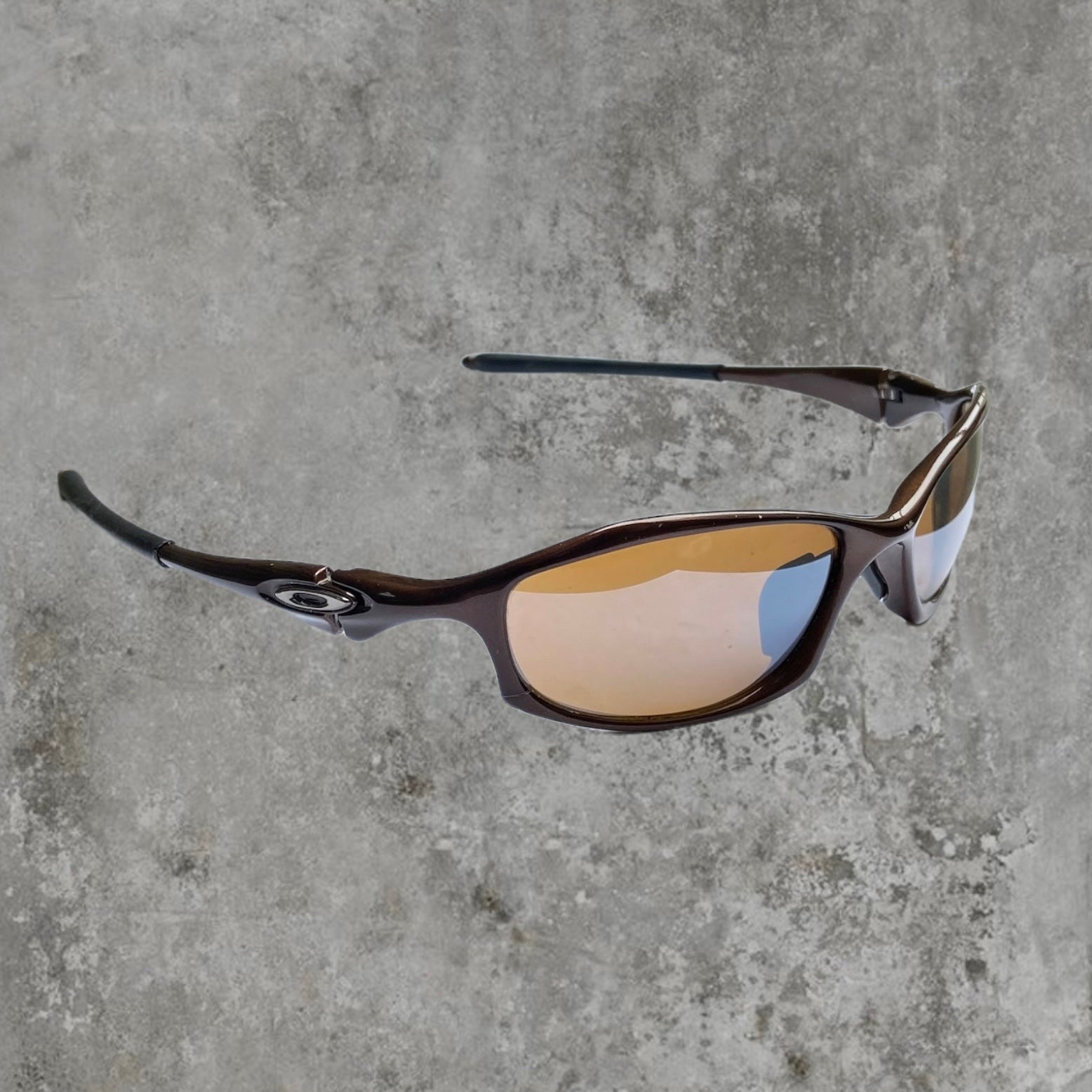 OAKLEY BROWN METAL FRAME POLARISED SUNGLASSES