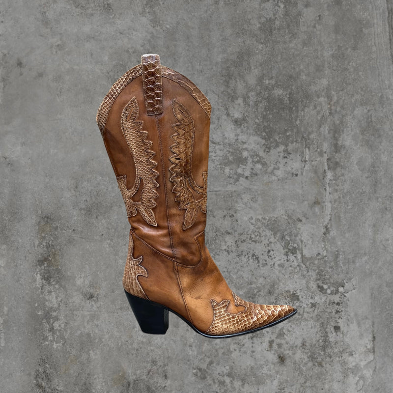 BROWN LEATHER COWBOY BOOTS - UK 5.5