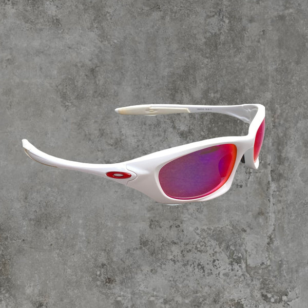 OAKLEY WHITE MIRRORED POLARISED SUNGLASSES