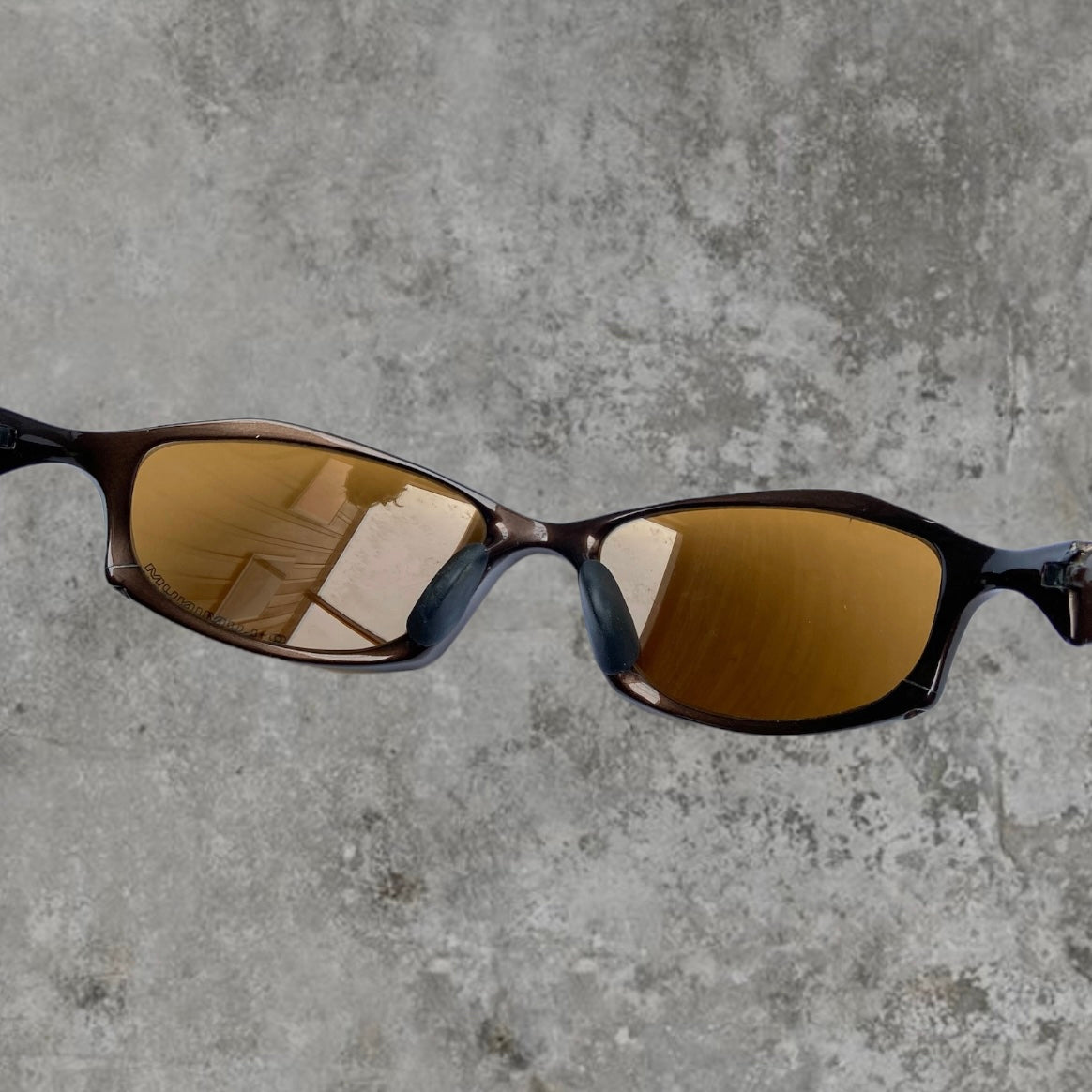 OAKLEY BROWN METAL FRAME POLARISED SUNGLASSES