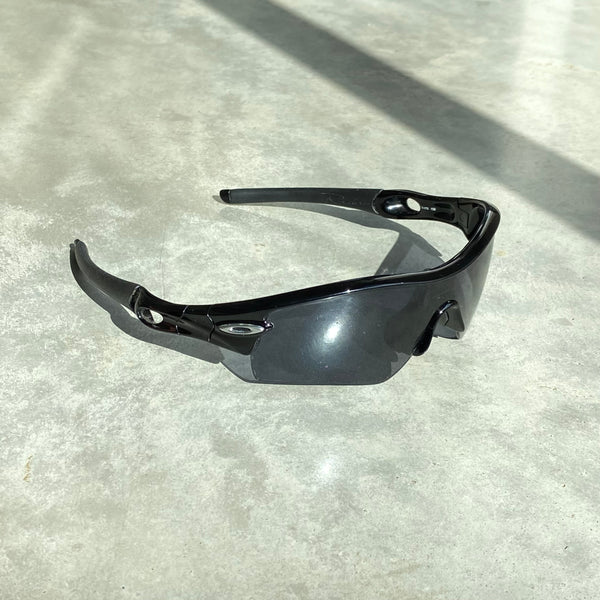 OAKLEY BLACK VISOR RIMLESS SUNGLASSES