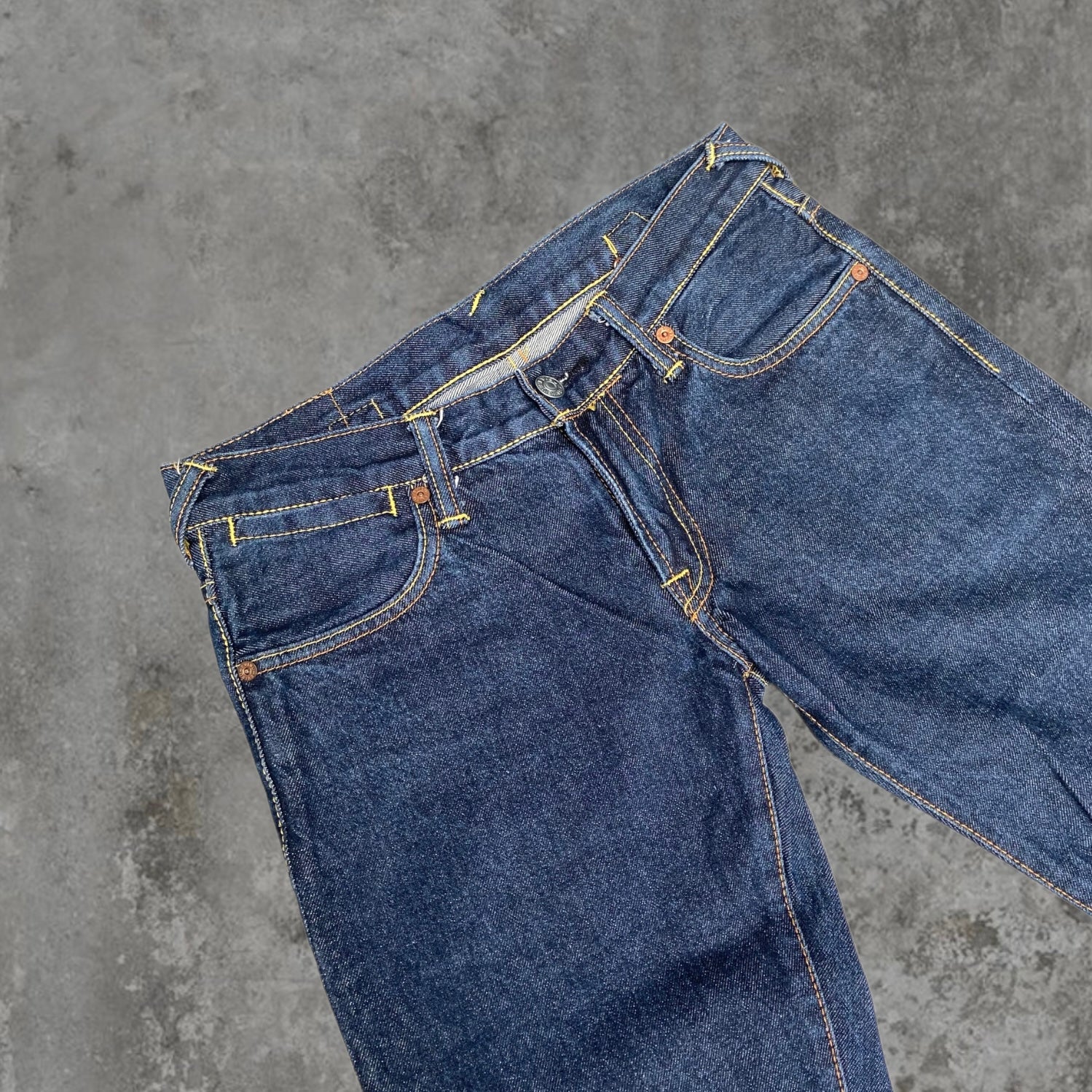 EVISU LOW-RISE PINK DAICOCK SELVEDGE JEANS - W27"